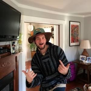 Meet your Posher, Luke